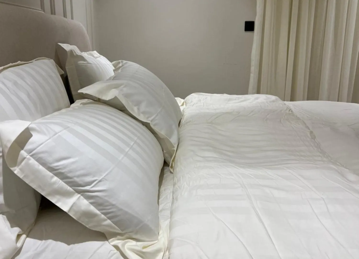An Elegant One Bedroom Apartment In Alaqeeq Self Entry 5 Minutes To Boulevard Riyadh Season شقة أنيقة غرفة وصالة في العقيق 5 دقايق من البوليڤارد Saudi Arabia